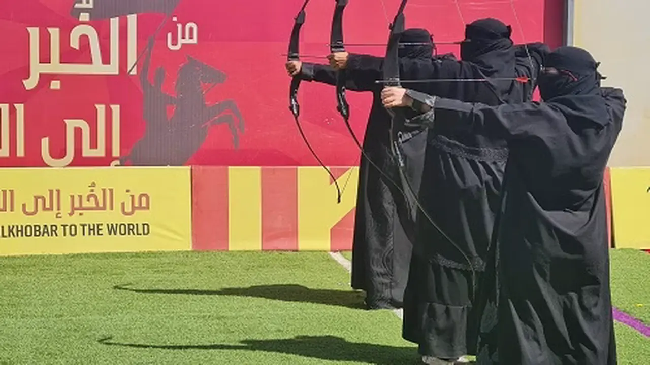 ميدالية فضية.. تقنية القطيف تتفوق على منافساتها بـ3 سهام حساوية ناعمة